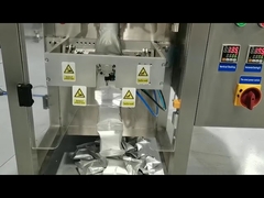 Kleine vertikale automatische Granulatverpackungsmaschine. Lebensmittelflussbeutel-Verpackungsmaschine