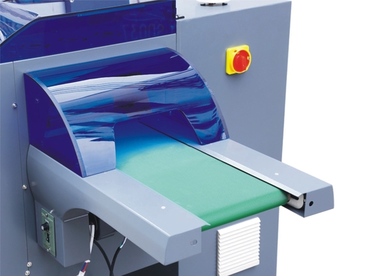 Horizontale Fluss-Verpackungsmaschine-Drehverpackungs-Hochgeschwindigkeitsmaschine mit Film-Schaltung